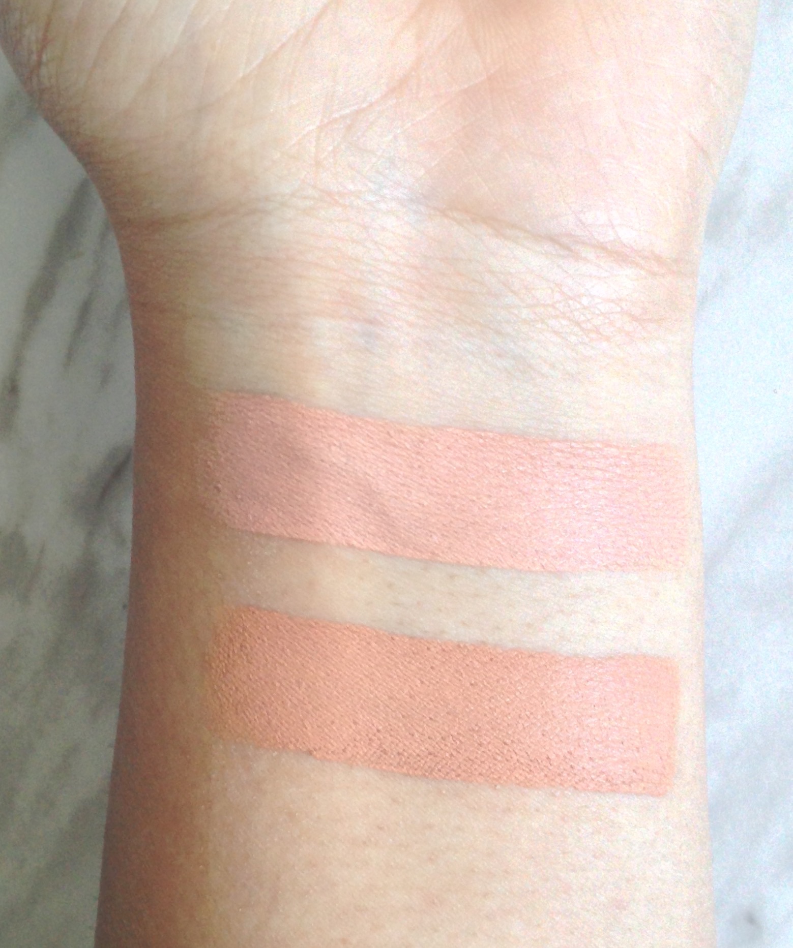 latin røgelse Integrere Eve Pearl's Dual Salmon Treatment Concealer Review | Aishwarya